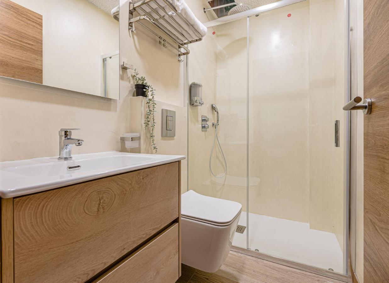 Simone Apartments 马德里 外观 照片