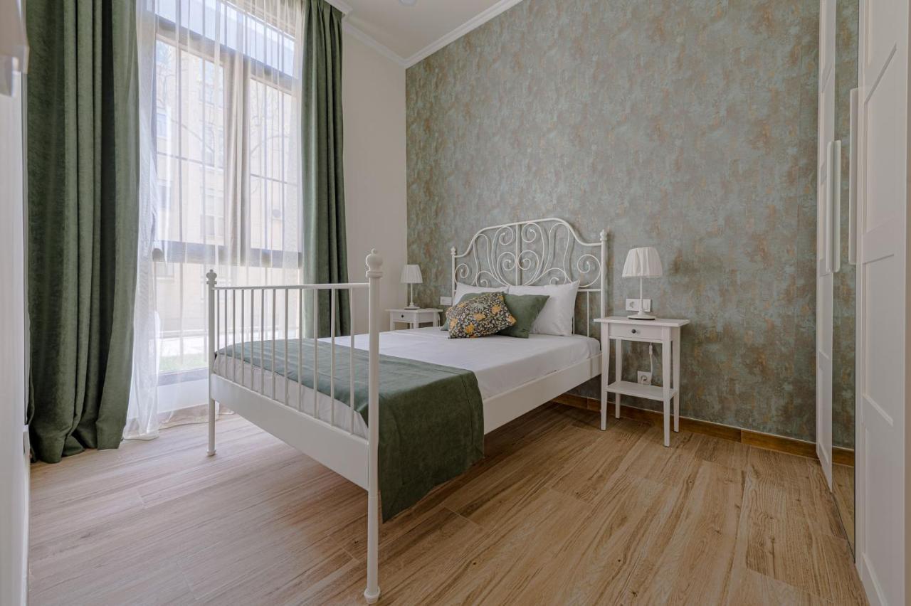 Simone Apartments 马德里 外观 照片